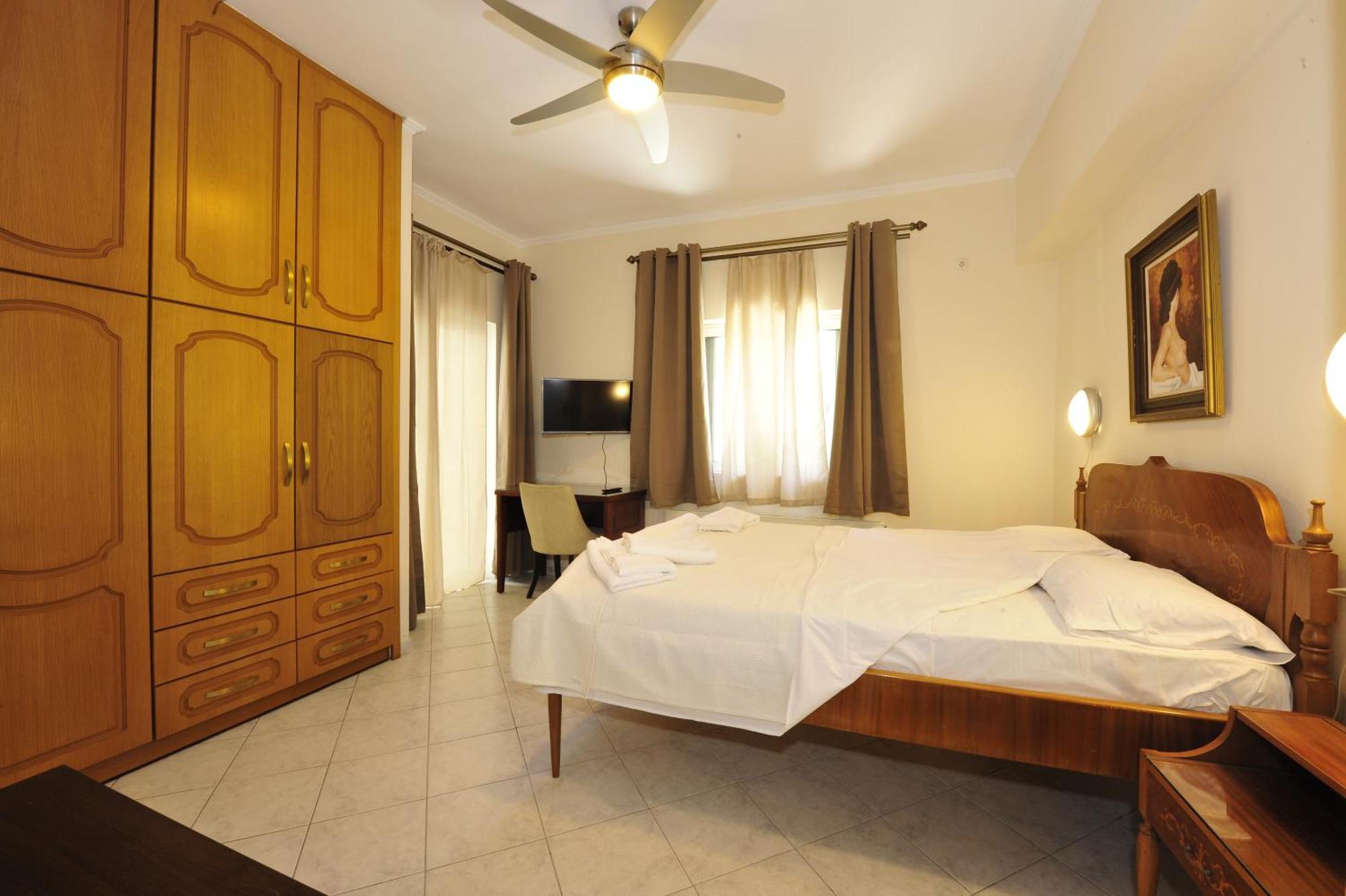 Peloponeese Corinthos Seaside Villa For Short Rent Esterno foto